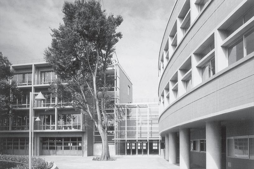 恵泉女学園