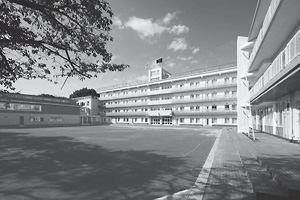 八雲学園