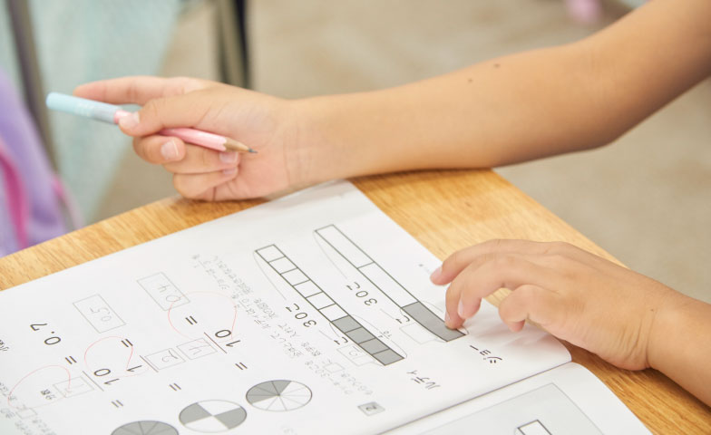 勉強中の手元イメージ